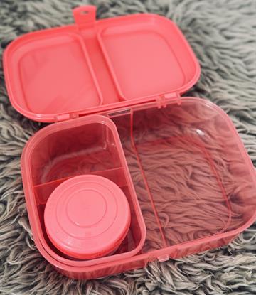 Sidtema ribbon madkasse med navn navneparadis 