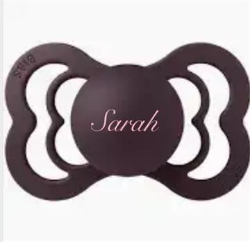 BIBS sut med navn str 2 SILIKONE PLUM supreme