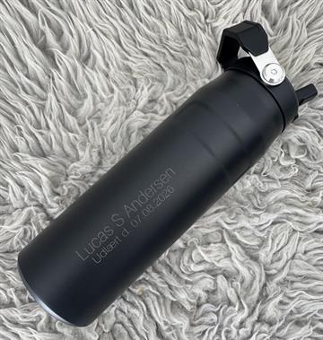 Stanley IceFlow drikkedunk med navn Flip Straw 2.0 .7L BLACK