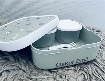 Mepal bento madkasse med navn 
