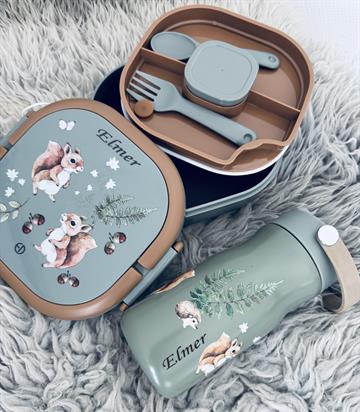 Elodie madkasse med navn CHIPMUNK DARLING LUNCH BOX sage L