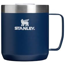 Stanley krus med navn - the legendary camp mug BLÅ navneparadis