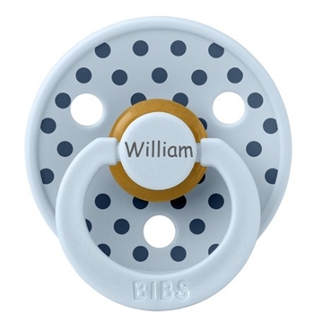 BIBS sut med navn rund str 2 babyblue polka dots navneparadis